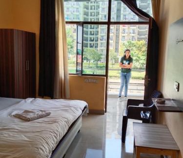 Bhiwadi Hotel | Marigold Hotel