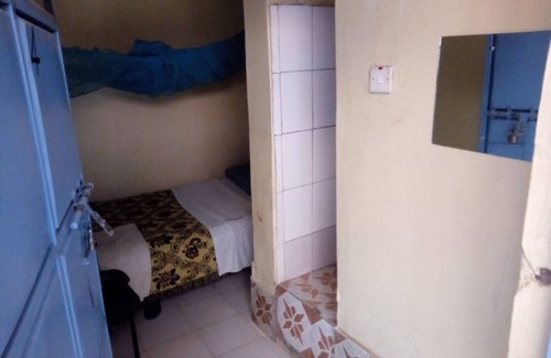 Kasarani Hotel | Mariguini Guest House