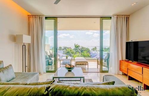 Gonzalo Guerrero Condo | Marila Oceanview Complex w/Rooftop Infinity Pool