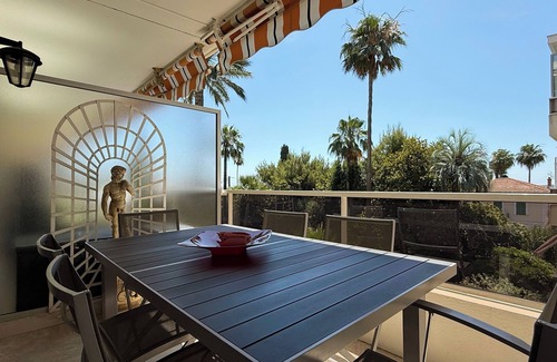 California - Pezou Apartment | Marilyn Beach - Sea view, terrace & private garage