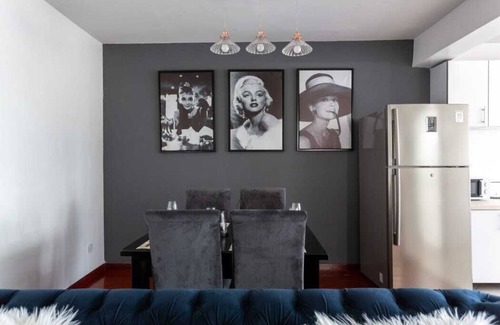 Kilimani Apartment | Marilyn Monroe themed 2bed, for comfort, relaxing decor, lounge area to work.