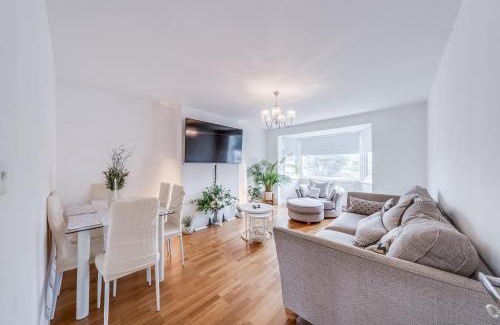Hale Apartment | Marilyn's Place in Mill Hill