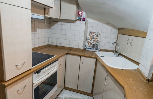 Nikaia Apartment | Marina Apartment Cozy, Spotless, AC, WiFi