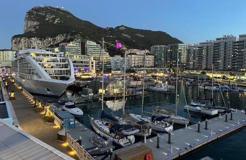 Gibraltar Apartment | Marina Club - Luxury Apartment in Ocean Village