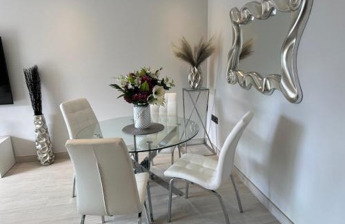 Gibraltar Apartment | Marina Club - Luxury Apartment in Ocean Village