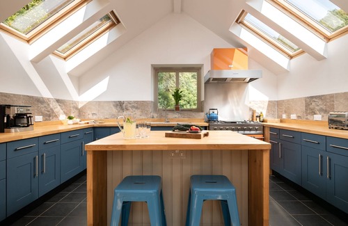 Y Felinheli Cottage | Marina Cottage - a house that sleeps 8 guests in 4 bedrooms