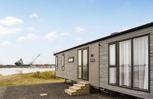 Peterhead House | Marina Escape One