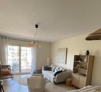 Aigues-Mortes House | Marina l Appuntamento
