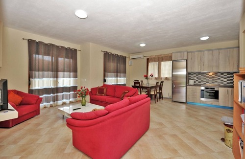Kallithea House | Marina Maisonette by RentalsPro