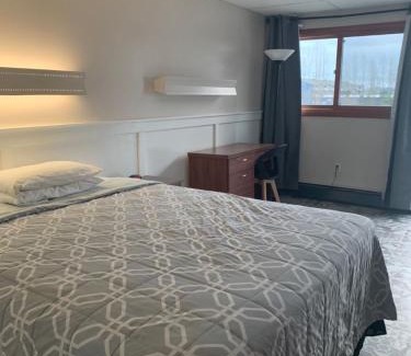 Seward Hotel | Marina Motel
