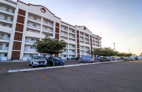 Marina Mazatlan Apartment | Marina Puesta del Sol