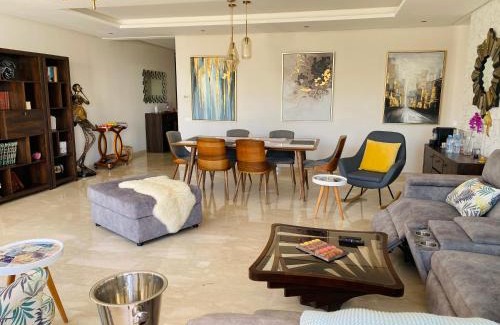 Bab al-Bahr Apartment | Marina Rabat Luxury Apartment- 200 m2