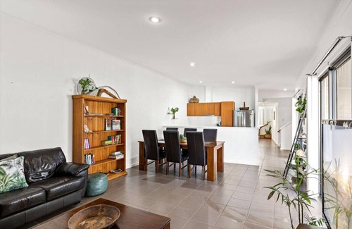 Exmouth House | Marina Townhouse with Jetty