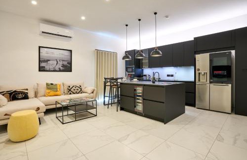 Pieta Apartment | Marina View Apartment