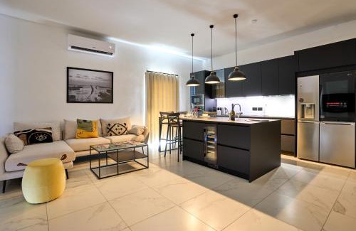 Pieta Apartment | Marina View Apartment