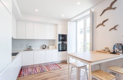 Setubal Apartment | Marina View Apartment, Setubal