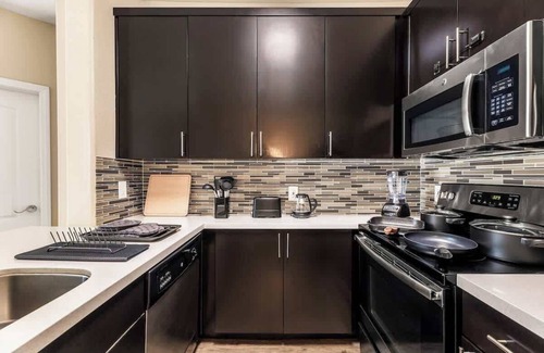 Marina del Rey Apartment | Marina View Oasis 2 bd | Free Parking & Pool