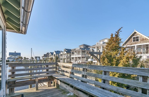 Bald Head Island Cottage | Marina view one bedroom cottage close to amenities on BHI. Walking distance to the NC lighthouse