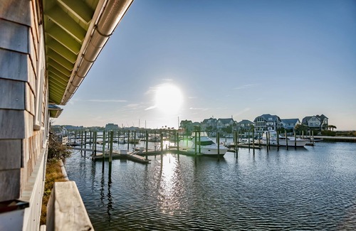 Bald Head Island Cottage | Marina view one bedroom cottage close to amenities on BHI. Walking distance to the NC lighthouse