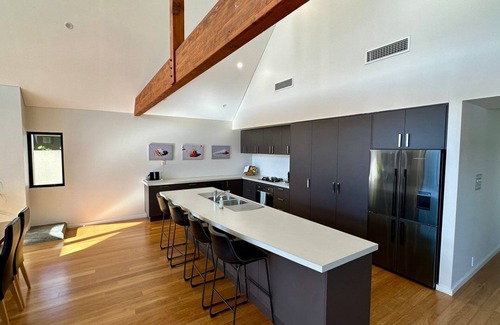 Geographe House | Marina Vista: Your Perfect Coastal Getaway