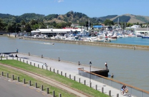 Gisborne Apartment | Marinaview 208 Apartment Gisborne