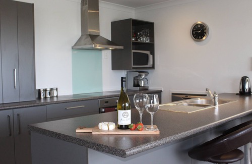 Napier Cottage | Marine Haven - Napier Holiday Home