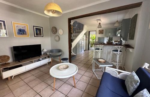 Pointe D'esny House | Marine House Pointe d'Esny