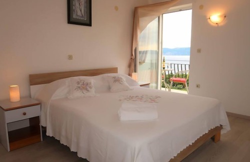 Crni Apartment | Marinella (LBN120) by Interhome