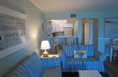 Biltmore Beach Condo | Mariner East-Ground floor, beach front - Great for kids/elderly - sleeps 6