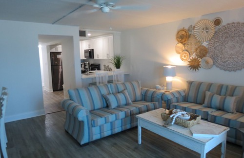 Biltmore Beach Condo | Mariner East - 4th floor beachfront condo, sleeps 6, family complex