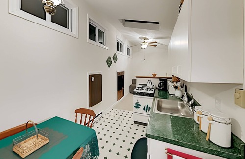 Sullivan House | Mariner's Reach with Epic Water View. Pet Friendly Fenced-In Yard.
