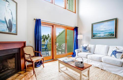 Pelican Bay Villa | Mariner's Walk 8-E