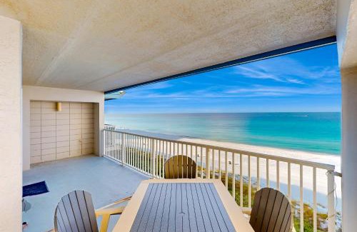 Biltmore Beach Apartment | Mariner West #601: Mariner's Haven
