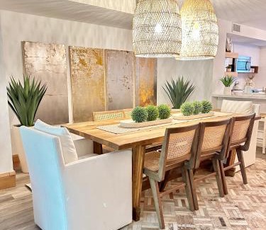 Rock Harbor Apartment | MARINERS PERFECT FOR TWO FAMILIES, IN-LAWs QUARTERS
