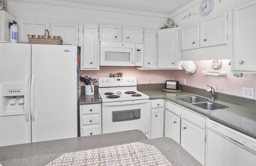 Garden City Condo | Mariners Watch Unit 302