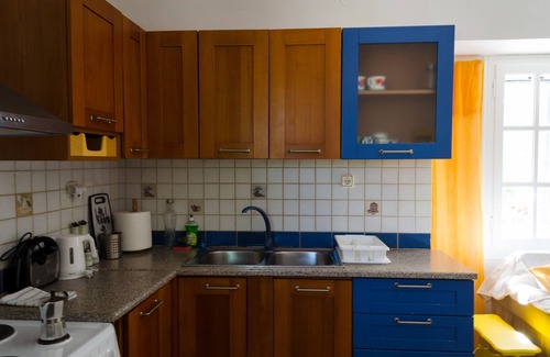 Aegina Town Apartment | Marini Traditional Cottages