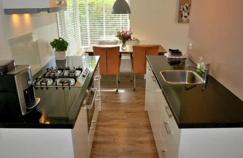 Warmenhuizen House | Marinus, lovely bungalow near the sea and most beautiful dune area in the Netherlands