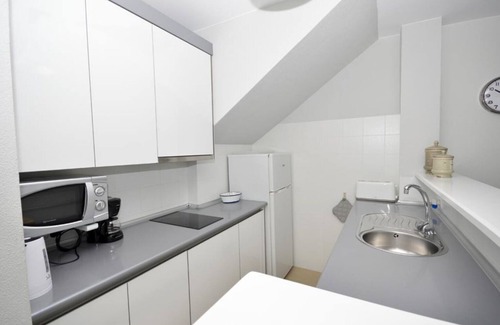 Conil de la Frontera City Center Apartment | MARIPOSA APARTMENT/LARGE TERRACE/AIR CONDITIONING (Cold/Heat)/WIFI/WIFI