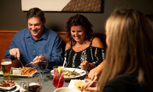 Port Hawkesbury Hotel | Maritime Inn Port Hawkesbury