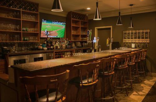 Port Hawkesbury Hotel | Maritime Inn Port Hawkesbury