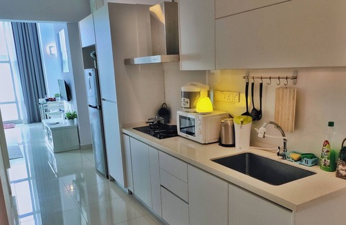 George Town Condo | ★Maritime★ Karaoke Set, 2~11 Pax, 2 Bedrooms, 2 Bathrooms