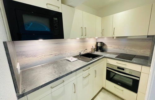 Sahlenburg Apartment | Maritime vacation apartment for 4 people with panoramic sea view and swimming pool