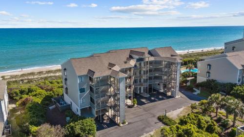 Pine Knoll Shores Apartment | Maritime West C-33 condo