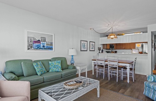 Pine Knoll Shores Condo | Maritime West Unit C-33-Ocean Front Condo