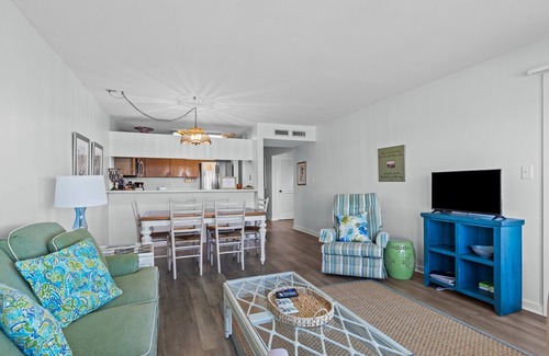 Pine Knoll Shores Condo | Maritime West Unit C-33-Ocean Front Condo