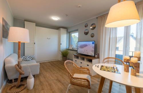 Ponitz am See Apartment | Maritime Wohnung Ostsee mit privatem Seezugang