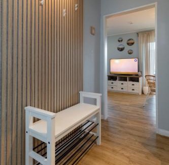 Ponitz am See Apartment | Maritime Wohnung Ostsee mit privatem Seezugang
