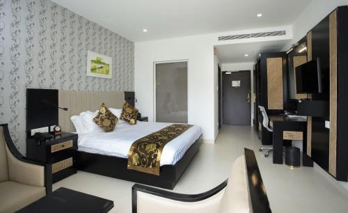 Quilon Hotel | MARIYALAYAM MUNROE ISLAND RESIDENCY