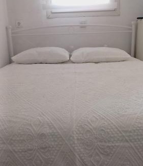 Spata-Artemida Apartment | Marjo house