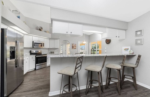 White Marsh Apartment | Marker Gulf Coast Getaway
